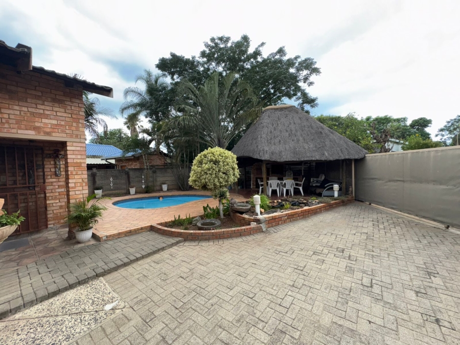 3 Bedroom Property for Sale in Bodorp North West